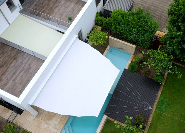 ZEBRASAILS elektrisch aufrollbares Sonnensegel Düsseldorf